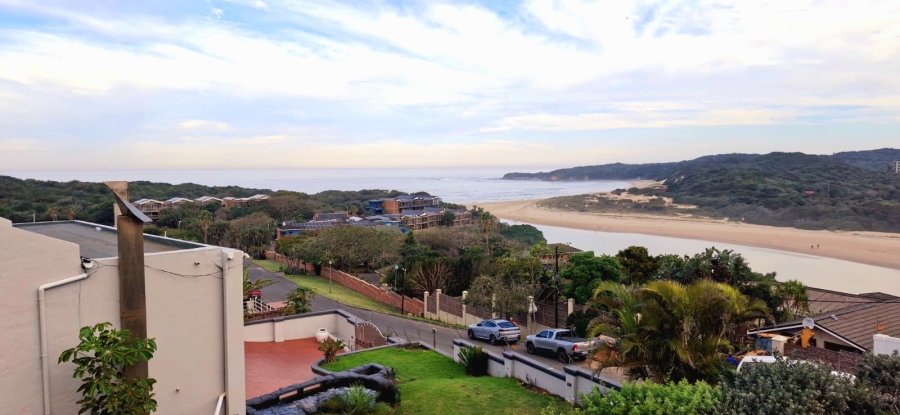 5 Bedroom Property for Sale in Beacon Bay Eastern Cape